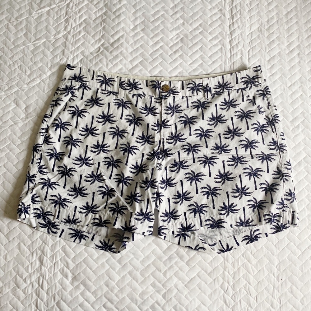NWOT BOGO Free Old Navy Palm Tree Print Shorts